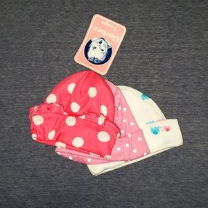 Brand new baby hats size 0 to 6 months